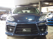 ポルシェ カイエン ワンオーナー　正規ディーラー車　右ハンドル　パノラマサンルーフ  EUR-GTエアロ　ES22インチアルミ　ESダウンサス 中古車