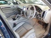 ポルシェ カイエン ワンオーナー　正規ディーラー車　右ハンドル　パノラマサンルーフ  EUR-GTエアロ　ES22インチアルミ　ESダウンサス 中古車