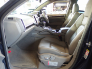 ポルシェ カイエン ワンオーナー　正規ディーラー車　右ハンドル　パノラマサンルーフ  EUR-GTエアロ　ES22インチアルミ　ESダウンサス 中古車