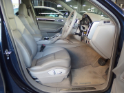 ポルシェ カイエン ワンオーナー　正規ディーラー車　右ハンドル　パノラマサンルーフ  EUR-GTエアロ　ES22インチアルミ　ESダウンサス 中古車