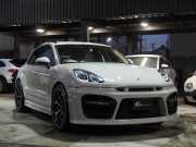 ポルシェ&nbsp;マカン&nbsp;マカンS 2015年モデル EUR-GT クレヨンオールペイント　ES22inアルミ　ESダウンサス&nbsp;中古車