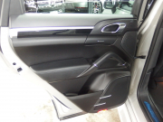 ポルシェ&nbsp;カイエン&nbsp;プラチナエディション　アダプティブクルーズコントロール　EUR-GTエアロ　ES22inアルミ　ESサウンサス　正規ディーラー車&nbsp;中古車