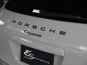 ポルシェ&nbsp;カイエン&nbsp;プラチナエディション　アダプティブクルーズコントロール　EUR-GTエアロ　ES22inアルミ　ESサウンサス　正規ディーラー車&nbsp;中古車