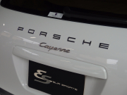 ポルシェ カイエン 2014年モデル　ベース　EUR-GTエアロ　ES22inアルミ　ESダウンサス　ESスポーツマフラー　 中古車