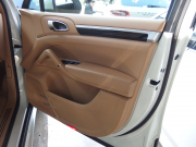 ポルシェ カイエン 2014年モデル　ベース　EUR-GTエアロ　ES22inアルミ　ESダウンサス　ESスポーツマフラー　 中古車