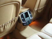 ポルシェ&nbsp;カイエン&nbsp;ワンオーナー　正規ディーラー車　右ハンドル　ベージュレザー&nbsp;中古車