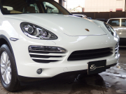 ポルシェ&nbsp;カイエン&nbsp;ワンオーナー　正規ディーラー車　右ハンドル　ベージュレザー&nbsp;中古車