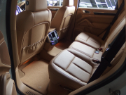 ポルシェ&nbsp;カイエン&nbsp;ワンオーナー　正規ディーラー車　右ハンドル　ベージュレザー&nbsp;中古車