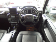 メルセデスベンツ Gクラス G350 ブルーテック　正規ディーラー車　右ハンドル　サンルーフ  アダプティブクルーズコントロール　ブラックレザーシート 中古車