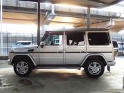 メルセデスベンツ Gクラス G350 ブルーテック　正規ディーラー車　右ハンドル　サンルーフ  アダプティブクルーズコントロール　ブラックレザーシート 中古車