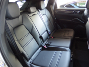 ポルシェ カイエン S スポーツクロノパッケージ　正規ディーラー車　ワンオーナー　パノラマサンルーフ  エアサス　純正21inアルミ　リアアスクルステアリング 中古車