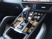 ポルシェ カイエン S スポーツクロノパッケージ　正規ディーラー車　ワンオーナー　パノラマサンルーフ  エアサス　純正21inアルミ　リアアスクルステアリング 中古車