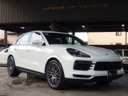 ポルシェ カイエン S スポーツクロノパッケージ　正規ディーラー車　ワンオーナー　パノラマサンルーフ  エアサス　純正21inアルミ　リアアスクルステアリング 中古車