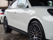 ポルシェ カイエン S スポーツクロノパッケージ　正規ディーラー車　ワンオーナー　パノラマサンルーフ  エアサス　純正21inアルミ　リアアスクルステアリング 中古車