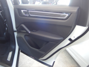 ポルシェ カイエン S スポーツクロノパッケージ　正規ディーラー車　ワンオーナー　パノラマサンルーフ  エアサス　純正21inアルミ　リアアスクルステアリング 中古車