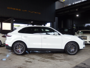 ポルシェ カイエン S スポーツクロノパッケージ　正規ディーラー車　ワンオーナー　パノラマサンルーフ  エアサス　純正21inアルミ　リアアスクルステアリング 中古車