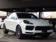 ポルシェ カイエン S スポーツクロノパッケージ　正規ディーラー車　ワンオーナー　パノラマサンルーフ  エアサス　純正21inアルミ　リアアスクルステアリング 中古車