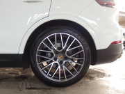 ポルシェ カイエン S スポーツクロノパッケージ　正規ディーラー車　ワンオーナー　パノラマサンルーフ  エアサス　純正21inアルミ　リアアスクルステアリング 中古車