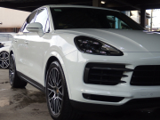 ポルシェ カイエン S スポーツクロノパッケージ　正規ディーラー車　ワンオーナー　パノラマサンルーフ  エアサス　純正21inアルミ　リアアスクルステアリング 中古車