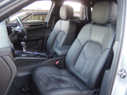 ポルシェ マカン S PDK 正規ディーラー車　右ハンドル　走行2.5万キロ台　Dメモリー付きパワーシート　純正ナビ・TV  バックカメラ 中古車