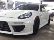 ポルシェ パナメーラ 正規ディーラー車  右ハンドル  EUR-GTエアロ  22inアルミ　ESダウンサス 中古車