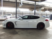 ポルシェ パナメーラ 正規ディーラー車  右ハンドル  EUR-GTエアロ  22inアルミ　ESダウンサス 中古車