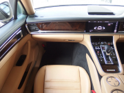 ポルシェ&nbsp;パナメーラ スポーツツーリスモ&nbsp;4　正規ディーラー車　PDK　パノラマサンルーフ　エアサス　&nbsp;中古車