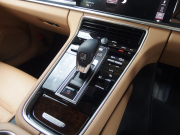 ポルシェ&nbsp;パナメーラ スポーツツーリスモ&nbsp;4　正規ディーラー車　PDK　パノラマサンルーフ　エアサス　&nbsp;中古車