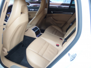 ポルシェ&nbsp;パナメーラ スポーツツーリスモ&nbsp;4　正規ディーラー車　PDK　パノラマサンルーフ　エアサス　&nbsp;中古車