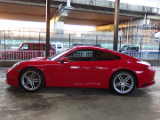 ポルシェ 911(Type991.2) カレラ　正規ディーラー車　左ハンドル　純正ナビ・CarPlay  バックカメラ　純正19インチアルミ　 中古車