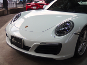 ポルシェ 911(Type991.2) 正規ディーラー車　右ハンドル　純正ナビCarPlay付き　社外バックカメラ　純正19インチアルミ　 中古車