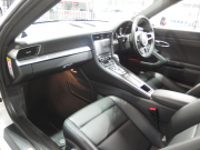 ポルシェ 911(Type991.2) 正規ディーラー車　右ハンドル　純正ナビCarPlay付き　社外バックカメラ　純正19インチアルミ　 中古車