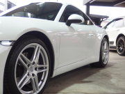 ポルシェ 911(Type991.2) 正規ディーラー車　右ハンドル　純正ナビCarPlay付き　社外バックカメラ　純正19インチアルミ　 中古車