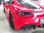 フェラーリ 488GTB 新車並行　ロベルタフロントリフター　フォージーアート21/22インチアルミ　ES可変バルブマフラー　ESエアロニウム（F /Sカナード） 中古車