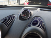 ポルシェ&nbsp;718 ボクスター&nbsp;スポーツクロノパッケージ　正規ディーラー車　右ハンドル　シートヒーター  オートエアコン　純正ナビ　社外地デジチューナー&nbsp;中古車