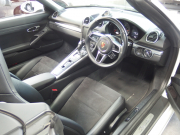 ポルシェ&nbsp;718 ボクスター&nbsp;スポーツクロノパッケージ　正規ディーラー車　右ハンドル　シートヒーター  オートエアコン　純正ナビ　社外地デジチューナー&nbsp;中古車