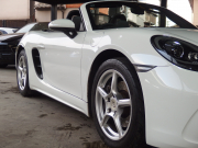 ポルシェ&nbsp;718 ボクスター&nbsp;スポーツクロノパッケージ　正規ディーラー車　右ハンドル　シートヒーター  オートエアコン　純正ナビ　社外地デジチューナー&nbsp;中古車