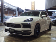 ポルシェ カイエン スポーツクロノパッケージ　EUR-GTエアロ　社外22in クレヨンオールペイント　エントリードライブ  CarPlay エアサス 中古車