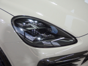 ポルシェ カイエン スポーツクロノパッケージ　EUR-GTエアロ　社外22in クレヨンオールペイント　エントリードライブ  CarPlay エアサス 中古車