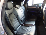 ポルシェ カイエン スポーツクロノパッケージ　EUR-GTエアロ　社外22in クレヨンオールペイント　エントリードライブ  CarPlay エアサス 中古車