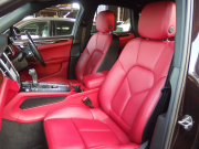 ポルシェ マカン S スポーツクロノパッケージ　正規ディーラー車　スマートキー　フロント左右シートヒーター   オールレザーインテリア 中古車