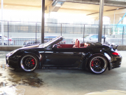 ポルシェ 911(Type997) カレラSカブリオレ　スポーツクロノPKG レッドレザー インテリア　ES可変バルブマフラー　社外ダックテール 中古車