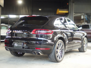 ポルシェ&nbsp;マカン&nbsp;ターボ 　正規D車　PDK　純正21inアルミ　オールレザーインテリア　アダプティブスポーツシート&nbsp;中古車