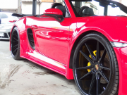 ポルシェ&nbsp;718 ボクスター&nbsp;EUR-GTワイドボディキット　専用21インチアルミホイール　社外ローダウンサス　スポクロPKG&nbsp;中古車