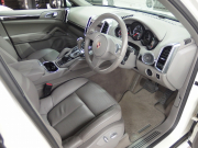 ポルシェ カイエン 正規ディーラー車　右ハンドル EUR-GTエアロ　ESローダウンサス　社外22インチアルミ 中古車