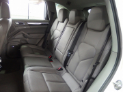 ポルシェ カイエン 正規ディーラー車　右ハンドル EUR-GTエアロ　ESローダウンサス　社外22インチアルミ 中古車