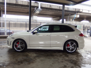 ポルシェ カイエン 正規ディーラー車　右ハンドル EUR-GTエアロ　ESローダウンサス　社外22インチアルミ 中古車