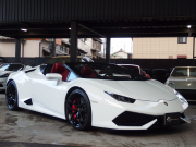 ランボルギーニ&nbsp;ウラカン&nbsp;LP610-4　スパイダー　正規ディーラー車　左ハンドル　純正20インチアルミ　フロントリフター　シートヒーター&nbsp;中古車