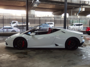 ランボルギーニ&nbsp;ウラカン&nbsp;LP610-4　スパイダー　正規ディーラー車　左ハンドル　純正20インチアルミ　フロントリフター　シートヒーター&nbsp;中古車