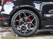 ポルシェ&nbsp;マカン&nbsp;ターボ　EUR-GTエアロ　ES22インチアルミホイール　ESダウンサス　スポーツクロノPKG&nbsp;中古車